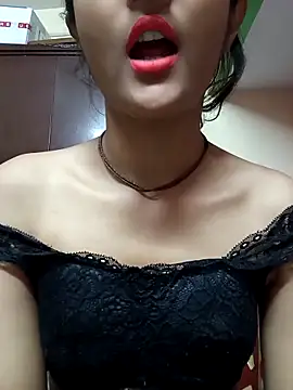 Snapshot of BabySlimmy10 chatting on 02-15-25, 07:06 BabySlimmy10 online show from 02-15-25, 07:06