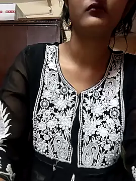 Snapshot of BabySlimmy10 chatting on 03-21-25, 11:01 BabySlimmy10 online show from 03-21-25, 11:01