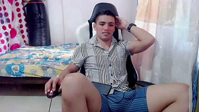 danilo302209 online show from 01-23-25, 01:13