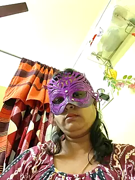 Snapshot of Cute-manisha chatting on 02-05-25, 11:02 Cute-manisha online show from 02-05-25, 11:02