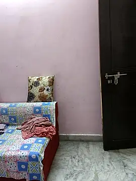 Snapshot of Cute-manisha chatting on 02-20-25, 05:44 Cute-manisha online show from 02-20-25, 05:44