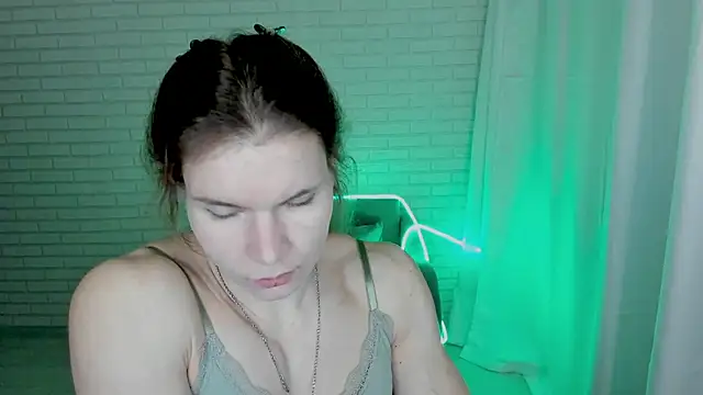 Snapshot of Lisa_Ray chatting on 01-24-25, 05:10 Lisa Ray online show from 01-24-25, 05:10