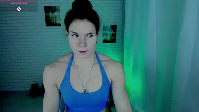 Lisa Ray online show from 04-02-26, 10:40