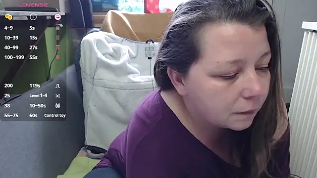 Snapshot of KasiaPrivat chatting on 01-08-25, 11:54 KasiaPrivat online show from 01-08-25, 11:54