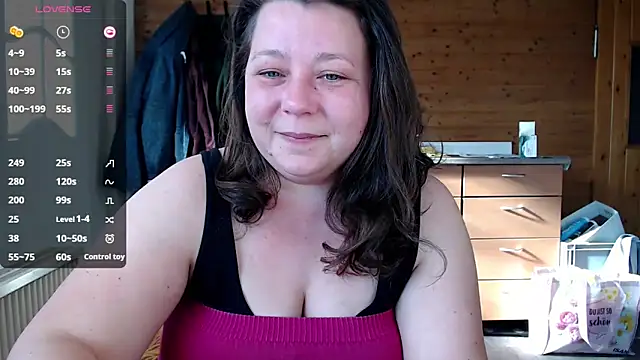 Snapshot of KasiaPrivat chatting on 02-22-25, 09:45 KasiaPrivat online show from 02-22-25, 09:45