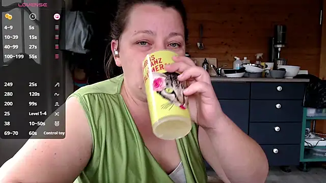 Snapshot of KasiaPrivat chatting on 11-16-25, 12:11 KasiaPrivat online show from 11-16-25, 12:11