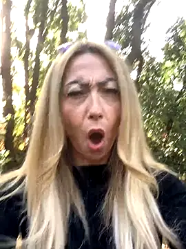 harleyejoker1 online show from 10-24-25, 09:17