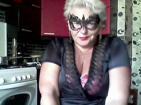 Lisa Suzie online show from 07-25-26, 08:12