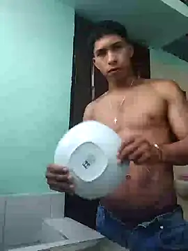 maximo vega newv online show from 12-20-24, 09:50