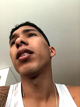 maximo vega newv online show from 09-29-25, 08:46