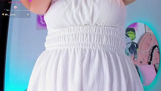 amandalee01 online show from 10-24-25, 07:10