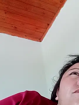 Snapshot of Darly_Gomez chatting on 02-15-25, 09:15 Darly Gomez online show from 02-15-25, 09:15