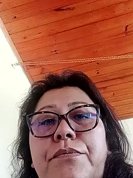 Snapshot of Darly_Gomez chatting on 02-17-25, 02:48 Darly Gomez online show from 02-17-25, 02:48