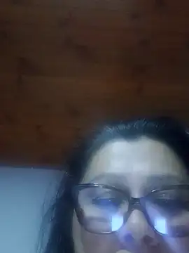 Snapshot of Darly_Gomez chatting on 03-06-25, 01:58 Darly Gomez online show from 03-06-25, 01:58