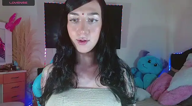 Snapshot of karla_zambrano chatting on 12-28-24, 02:11 karla zambrano online show from 12-28-24, 02:11