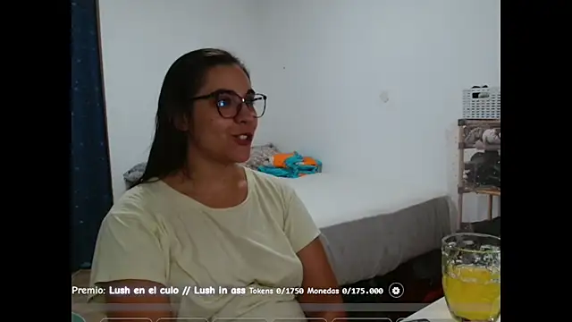 Ursumi1 online show from 09-18-25, 08:00