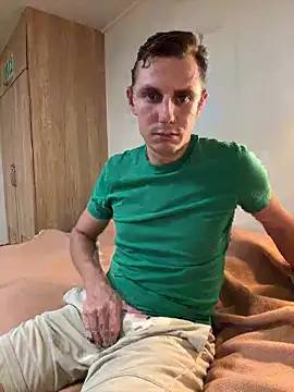 Snapshot of Hard_SeaMen chatting on 12-07-24, 05:26 Hard SeaMen online show from 12-07-24, 05:26