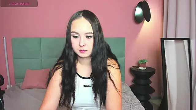 BeatriceReeves online show from 11-09-25, 01:04