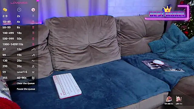 Snapshot of Walt_Enjoy chatting on 12-24-24, 03:16 Walt Enjoy online show from 12-24-24, 03:16