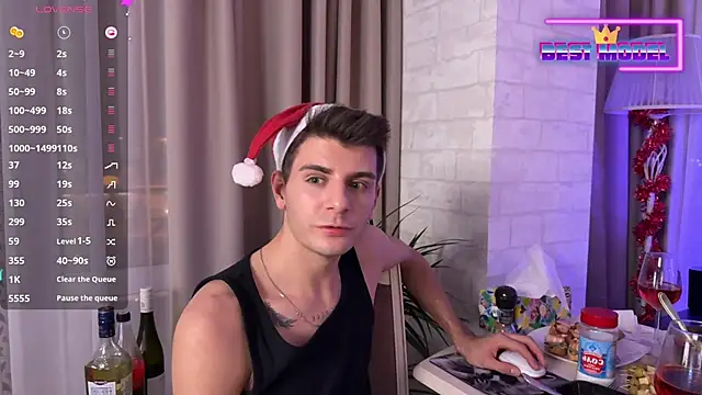 Snapshot of Walt_Enjoy chatting on 12-31-24, 10:34 Walt Enjoy online show from 12-31-24, 10:34