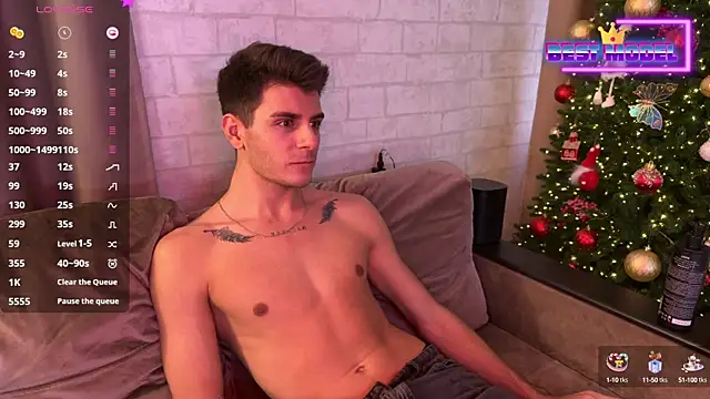 Snapshot of Walt_Enjoy chatting on 01-04-25, 11:54 Walt Enjoy online show from 01-04-25, 11:54