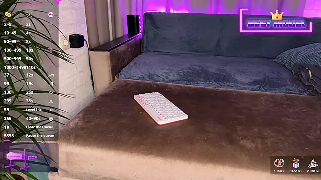 Snapshot of Walt_Enjoy chatting on 01-22-25, 02:46 Walt Enjoy online show from 01-22-25, 02:46