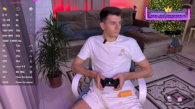 Snapshot of Walt_Enjoy chatting on 02-10-25, 09:25 Walt Enjoy online show from 02-10-25, 09:25