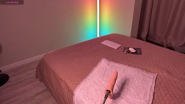 Snapshot of Walt_Enjoy chatting on 09-29-25, 04:34 Walt Enjoy online show from 09-29-25, 04:34