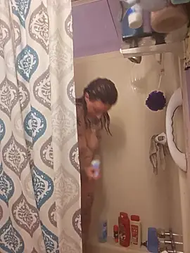 carolinaskarma online show from 02-28-25, 04:54