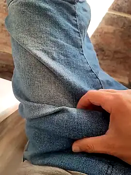 Snapshot of paubabando_ chatting on 03-17-25, 12:14 paubabando  online show from 03-17-25, 12:14