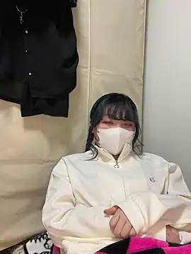 Snapshot of YUNA-yuna chatting on 01-25-25, 04:24 YUNA-yuna online show from 01-25-25, 04:24