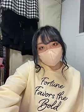 Snapshot of YUNA-yuna chatting on 01-29-25, 03:37 YUNA-yuna online show from 01-29-25, 03:37