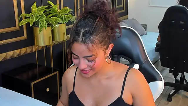 yaya23x online show from 02-19-25, 07:38