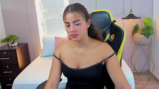 yaya23x online show from 03-13-25, 07:06