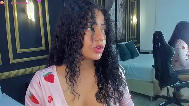 yaya23x online show from 09-19-25, 02:07