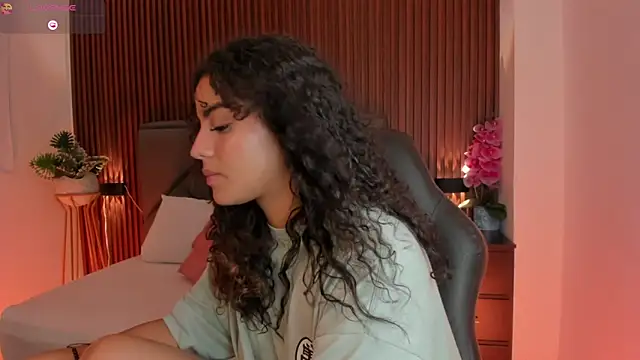 yaya23x online show from 04-25-26, 02:58