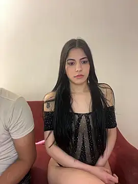 Snapshot of DanielaySeba chatting on 10-11-25, 05:39 DanielaySeba online show from 10-11-25, 05:39