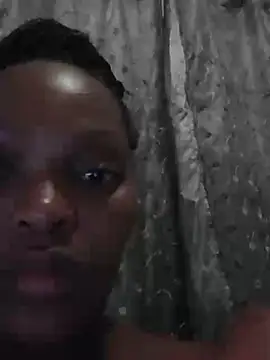 Snapshot of wet_Lips_x_x chatting on 12-18-24, 06:46 wet Lips x x online show from 12-18-24, 06:46