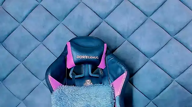 Nellyhills online show from 02-07-25, 07:27