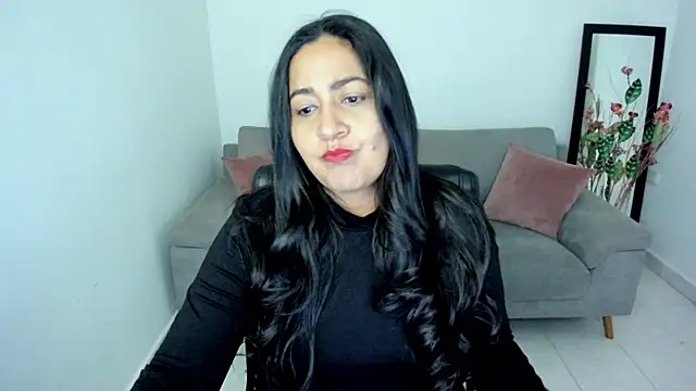 Snapshot of Adele_Sweett chatting on 09-15-25, 12:27 Adele Sweett online show from 09-15-25, 12:27