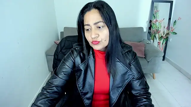 Snapshot of Adele_Sweett chatting on 10-20-25, 10:27 Adele Sweett online show from 10-20-25, 10:27