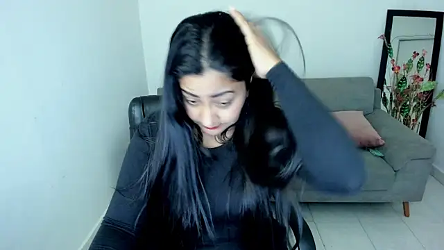 Adele Sweett online show from 11-20-25, 10:37