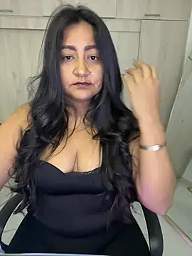 Adele Sweett online show from 06-08-26, 10:37