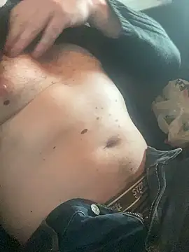 Snapshot of FrankJake99 chatting on 09-17-25, 01:46 FrankJake99 online show from 09-17-25, 01:46