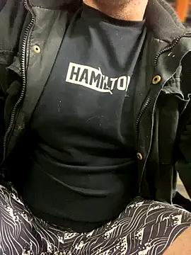 Snapshot of FrankJake99 chatting on 10-16-25, 11:17 FrankJake99 online show from 10-16-25, 11:17