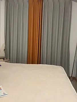 Snapshot of lululu-sweet chatting on 01-11-25, 04:03 lululu-sweet online show from 01-11-25, 04:03