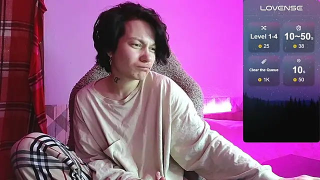 Snapshot of esajukyy chatting on 11-24-25, 11:21 esajukyy online show from 11-24-25, 11:21