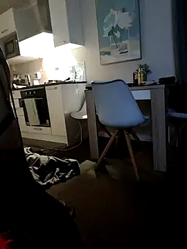 Snapshot of neopolitanSHAFT chatting on 12-19-25, 04:03 neopolitanSHAFT online show from 12-19-25, 04:03