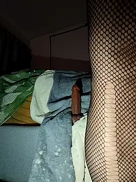 Snapshot of neopolitanSHAFT chatting on 01-12-26, 01:38 neopolitanSHAFT online show from 01-12-26, 01:38