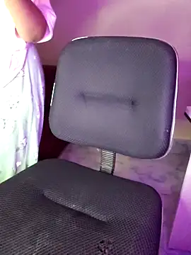 Snapshot of Olivia3 chatting on 02-15-25, 12:54 Olivia3 online show from 02-15-25, 12:54